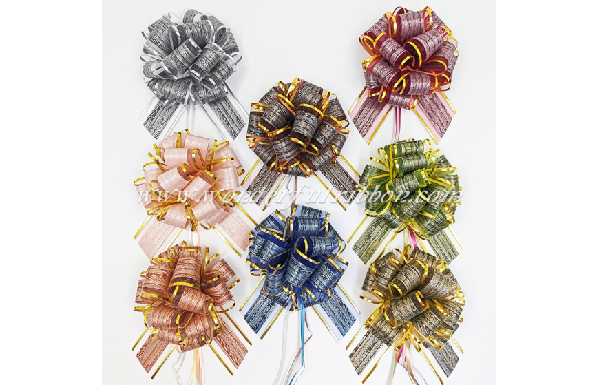Plank Pattern Organza Pom Pom Pull Bow